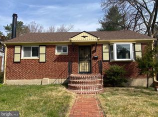 2010 Van Buren St, Hyattsville, MD