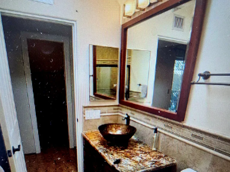 2710 N Cloverland Ave — Photo 5