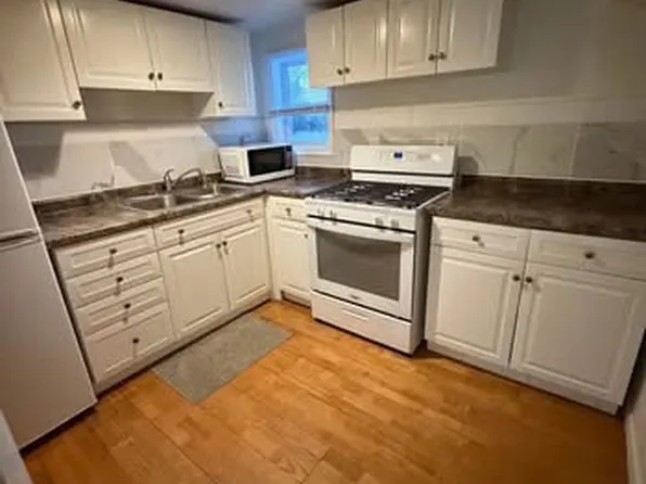 4714 7th Ave #3, Kenosha, WI 53140