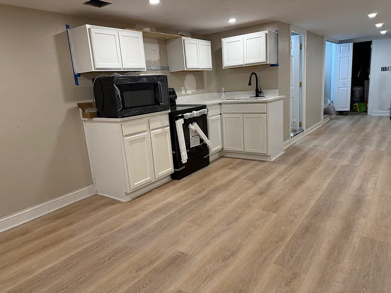 32 Judge Rd #BASEMENT — Photo 4