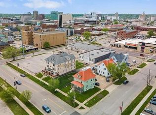 317 8th St SE APT 2, Cedar Rapids, IA 52401