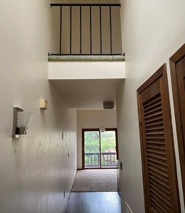 4th image of 5 Sugar Loaf Ct Unit 3