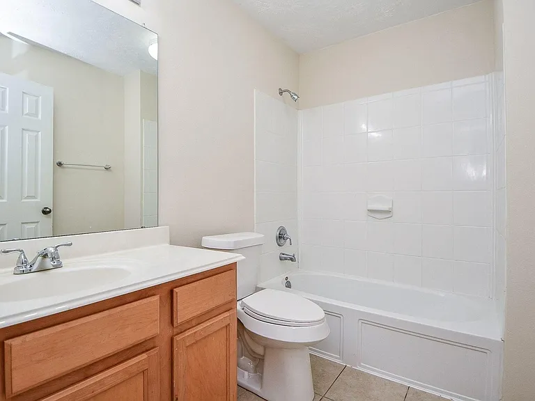 18006 Willow Cliff Ln — Photo 20