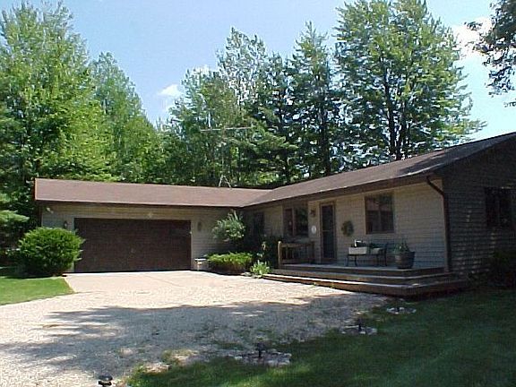 2nd image of 6697 Club House Dr E