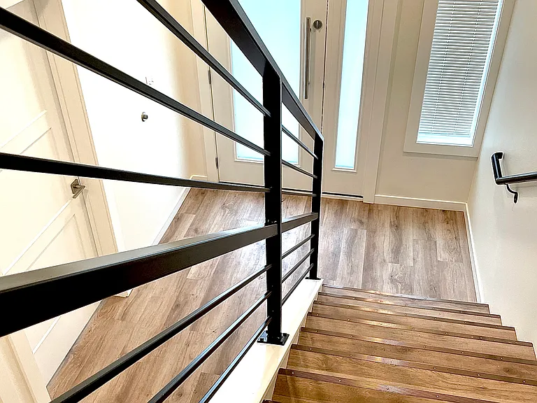 2511 N Hamilton St #3 — Photo 9