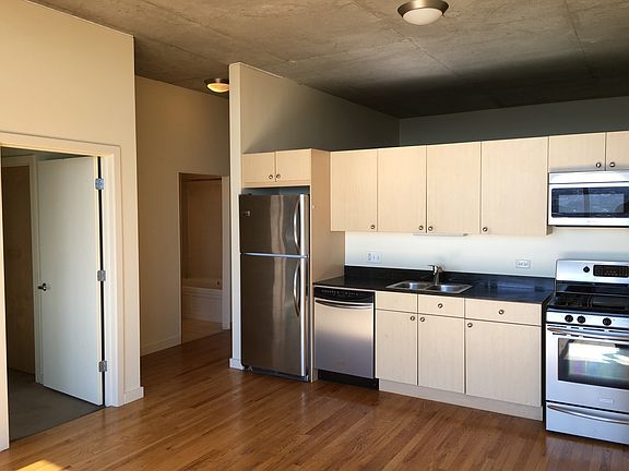 3rd image of 1720 S Michigan Ave APT 2912