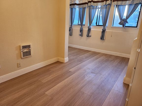 3rd image of 648 35th Ave #3