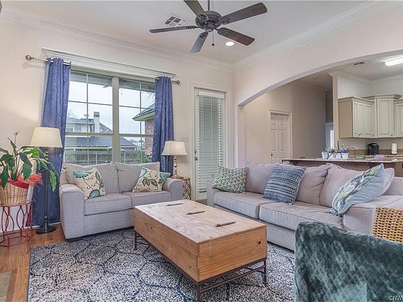 3rd image of 284 Evangeline Creek Dr