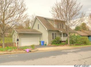 11 Triple H Dr, Asheville, NC 28806