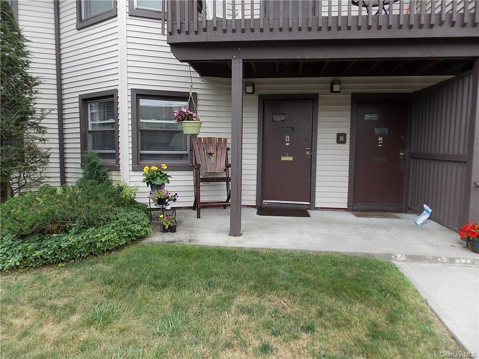 1st image of 20C Hastings Ct