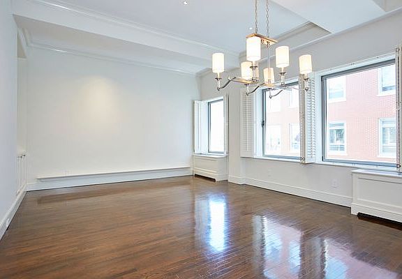 5th image of 252 7th Ave Penthouse Y