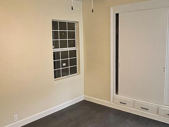 5th image of 6831 Hollenbeck St