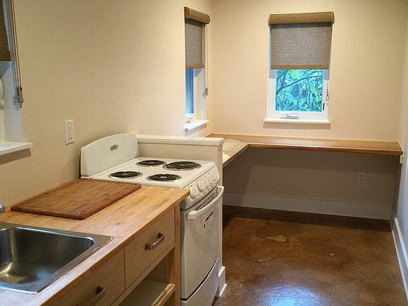 5th image of 1509 Altaloma Ave
