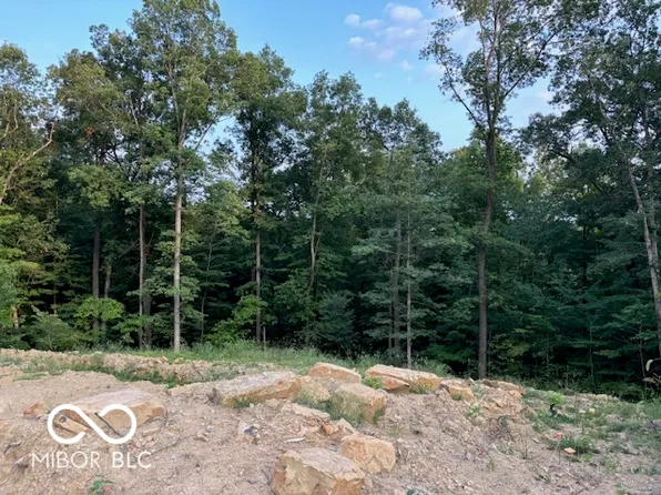 4236 N Foxcliff Dr E, Martinsville, IN 46151