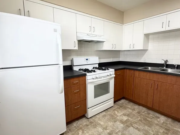 4802 Underwood Ave, 4802 Underwood Ave Unit 5, Omaha, NE 68132