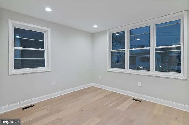 5032 13th St NE — Photo 41