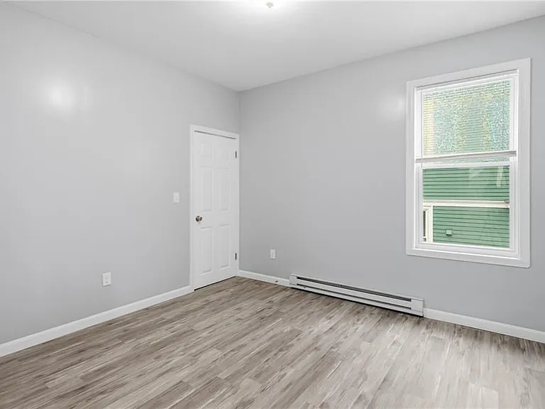 62 Cypress St #2 — Photo 17