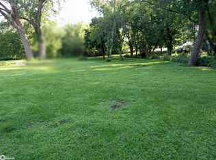 215 2nd St W, Crystal Lake, IA 50432