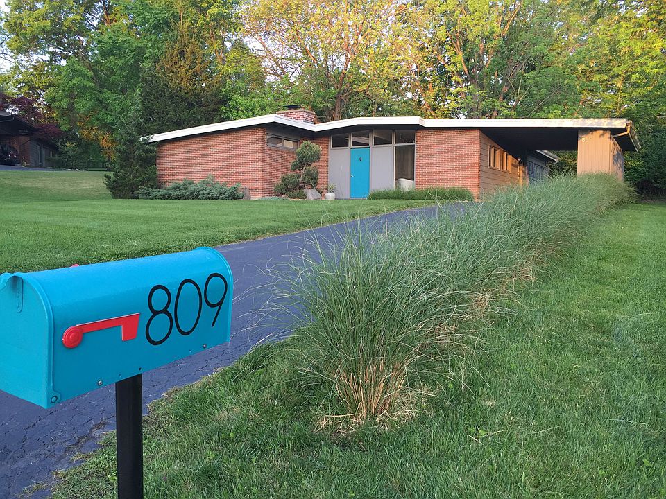 1st image of 809 Cheviot Ct