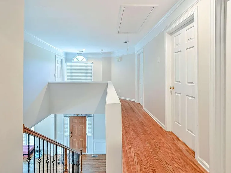 345 Eastcote Dr — Photo 24