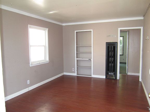 2nd image of 3612 Patio Pl