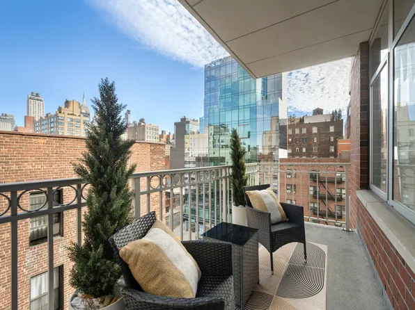 201 West 17th Street image 11 of 16