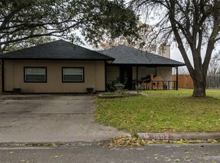 1502 Sunrise Terrace Dr, Lockhart, TX 78644