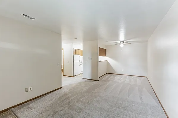 Building Photo - Beacon Place Apartments