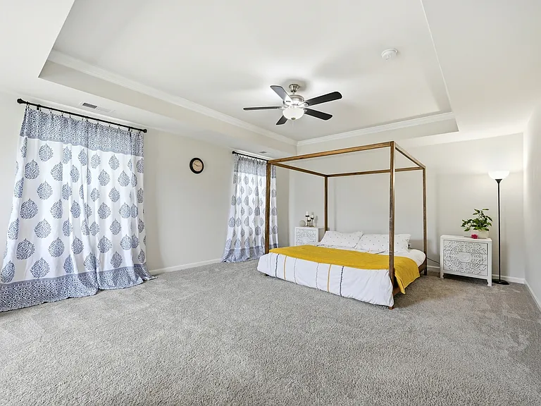 1129 Isabella Ct — Photo 23