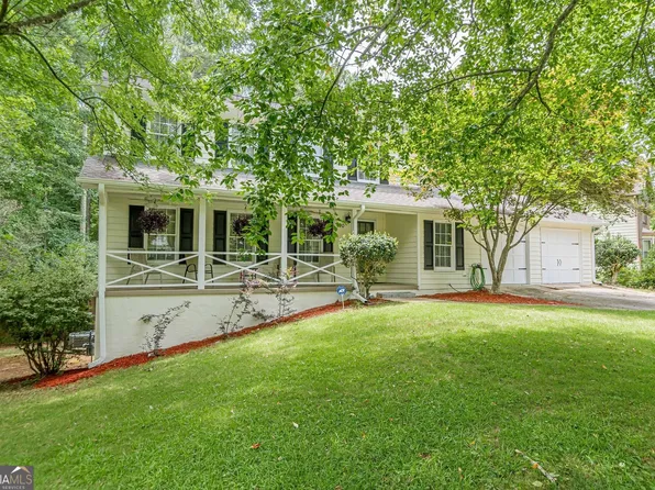 400 Raintree Bnd, Peachtree City, GA 30269