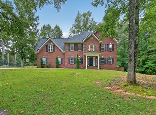 170 Nix Ct, Fayetteville, GA 30214