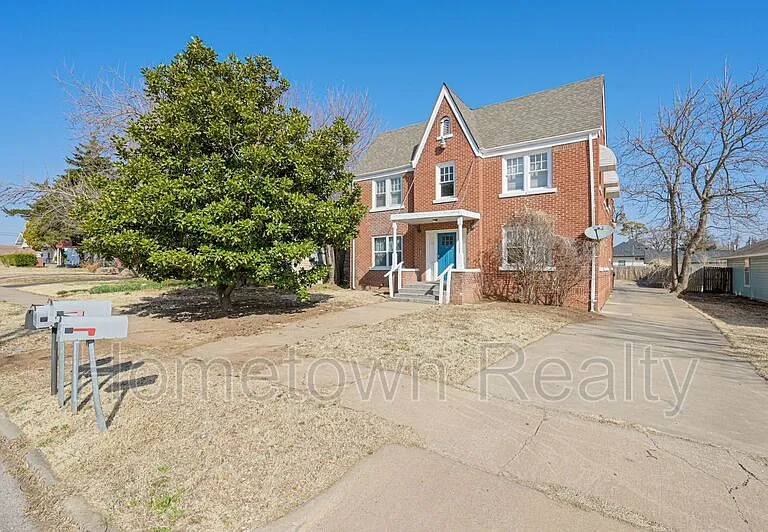 2231 NW 12th St #2231.5 — Photo 2