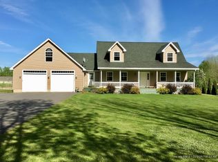 20 Cottle Rd, Oakland, ME 04963