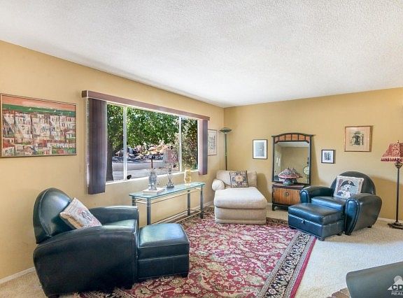 3rd image of 38670 Vista Dr