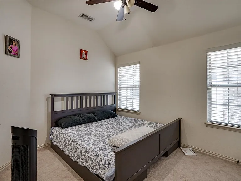 13704 Blueberry Hill Dr — Photo 12