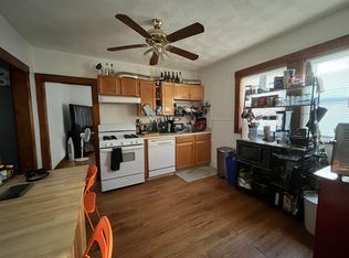 6 1st St #1, Medford, MA 02155