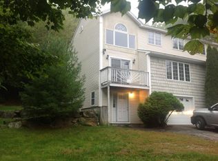 237 N Raymond Rd, Gray, ME 04039
