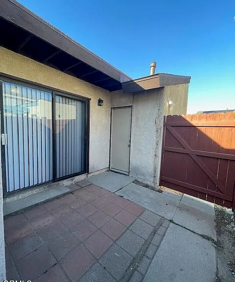 4950 Catamaran St — Photo 6
