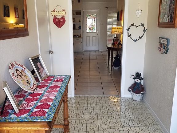 4th image of 9901 Sandalwood Dr