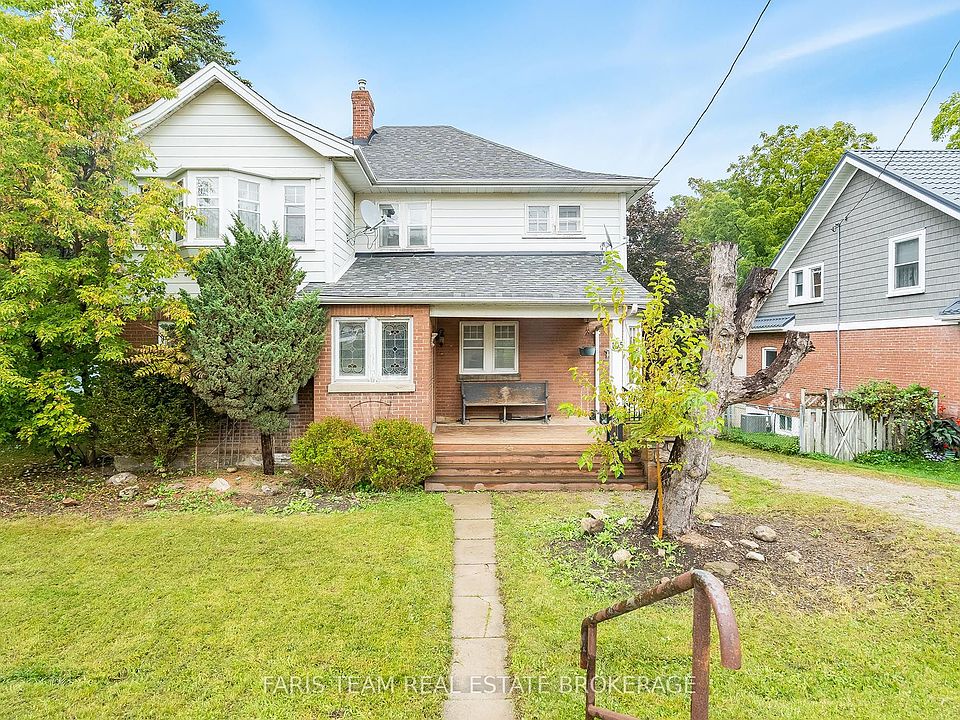 1st image of 105 Barrie St