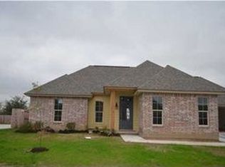 130 Bentwater Dr, Broussard, LA 70518