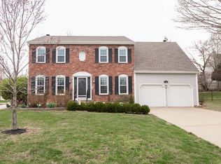 8610 Hallet St, Lenexa, KS 66215