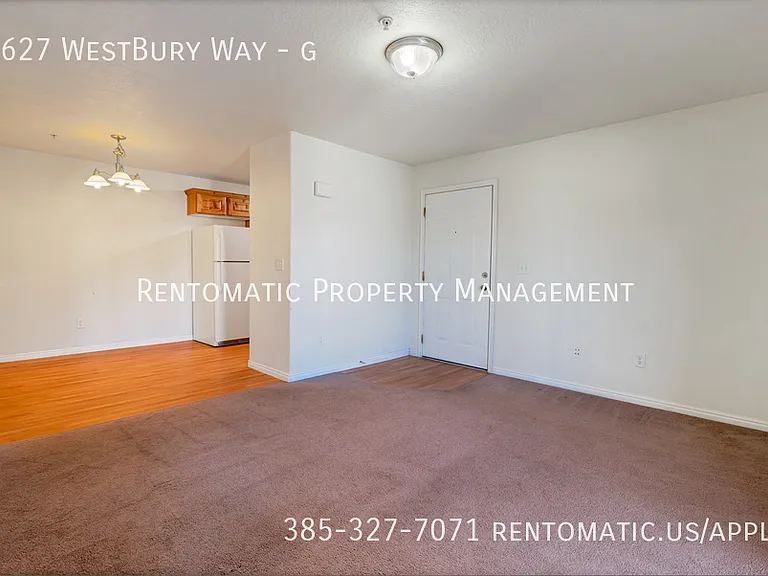 1627 Westbury Way #G — Photo 5