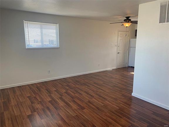 2nd image of 110 N 14th St