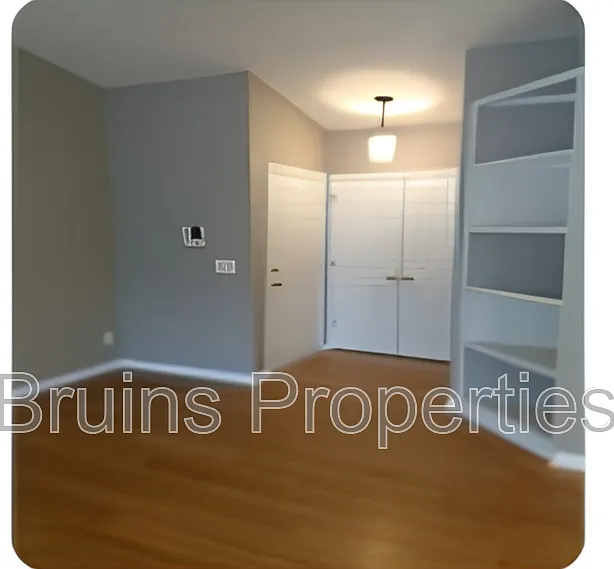 6118 Hedgecock Cir #3B — Photo 5