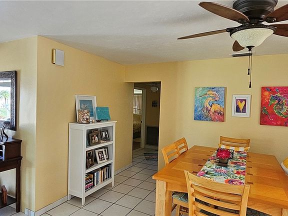 5th image of 4912 SW 9th Pl