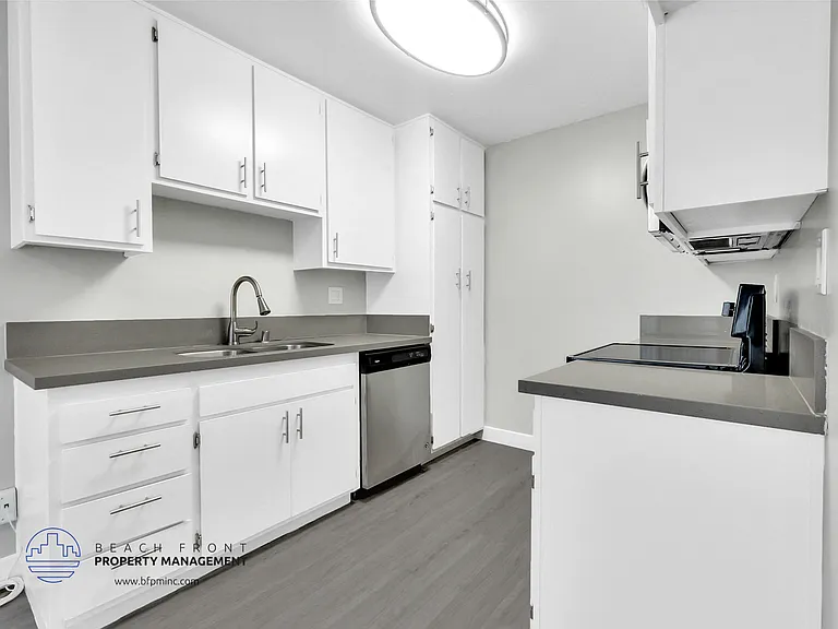 910 Enterprise Avenue — Photo 44