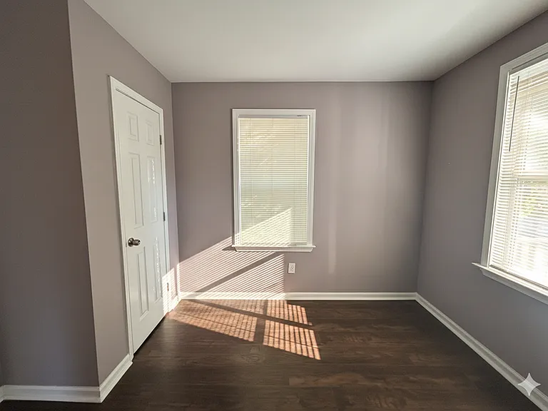 1348 Austin St — Photo 2