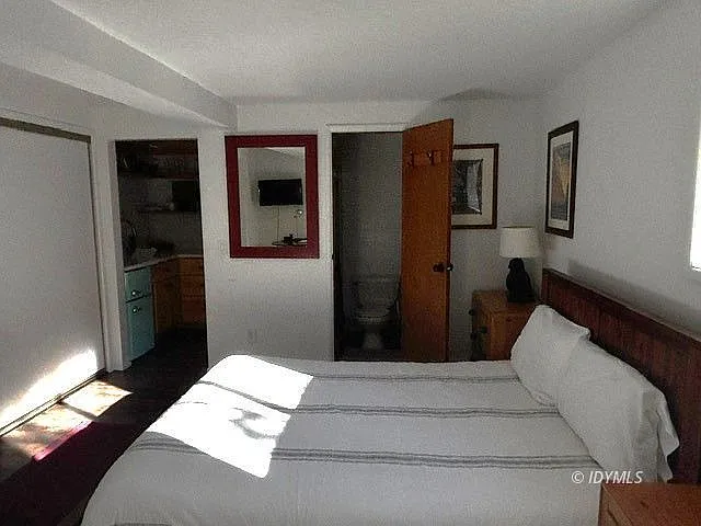 25405 Seneca Dr #25405 — Photo 14