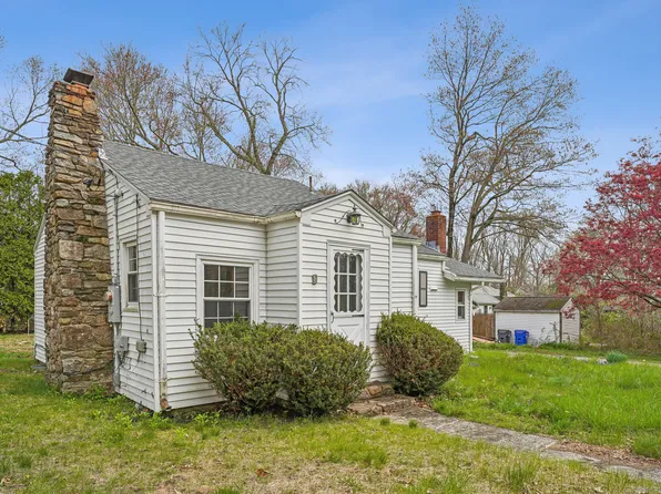 8 Autumn Trail, Coventry, CT 06238